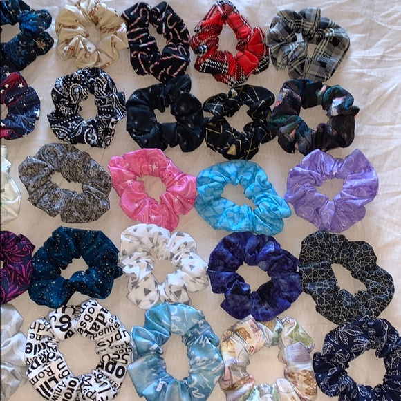 32 PC Custom Scrunchie Set - Picture 3 of 4